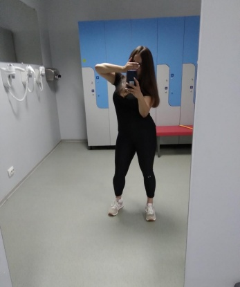 🌹 Мои услуги обширны и разнообразны, от классического секса до ролевых игр. 👠 Мне нравится пробовать новые вещи и удовлетворять тебя в самых сокровенных желаниях. Посмотри мои фото, чтобы убедиться в моей красоте и женственности. 💋 Не верь на слово, читай отзывы моих довольных клиентов, которые возвращаются ко мне снова и снова. Доступна для встреч в уютной обстановке или выезда к тебе. Позвони мне и дай мне возможность позаботиться о твоем удовольствии! 💕😘 7161, 30 лет